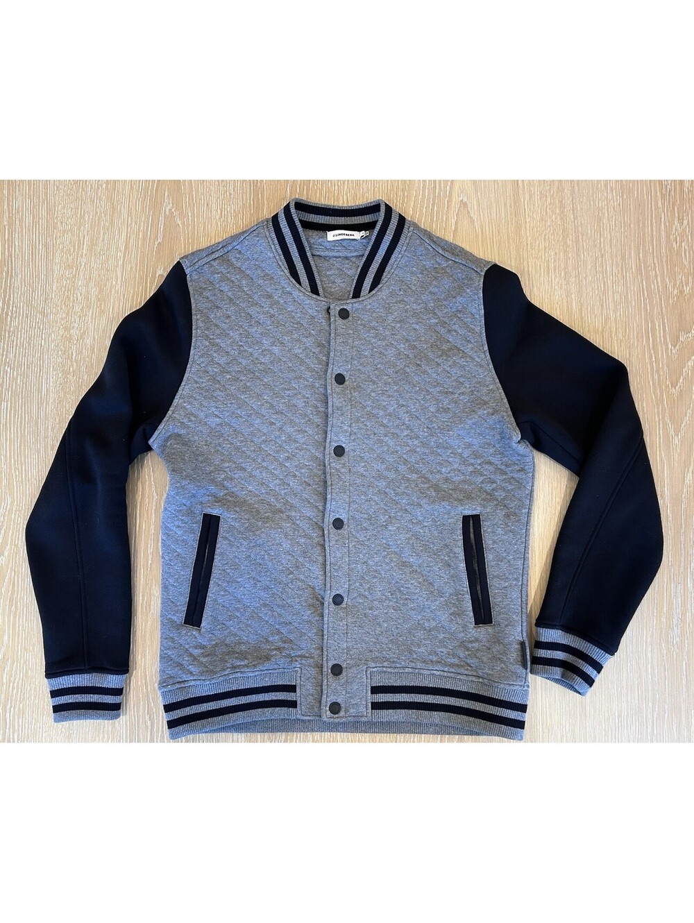 J.Lindeberg Men’s M Gray Black Quilted Varsity Bomber Jacket Snap Front